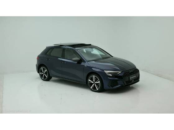 AUDI A3 2.0 40 TFSI MHEV SPORTBACK PERFORMANCE BLACK S-TRONIC